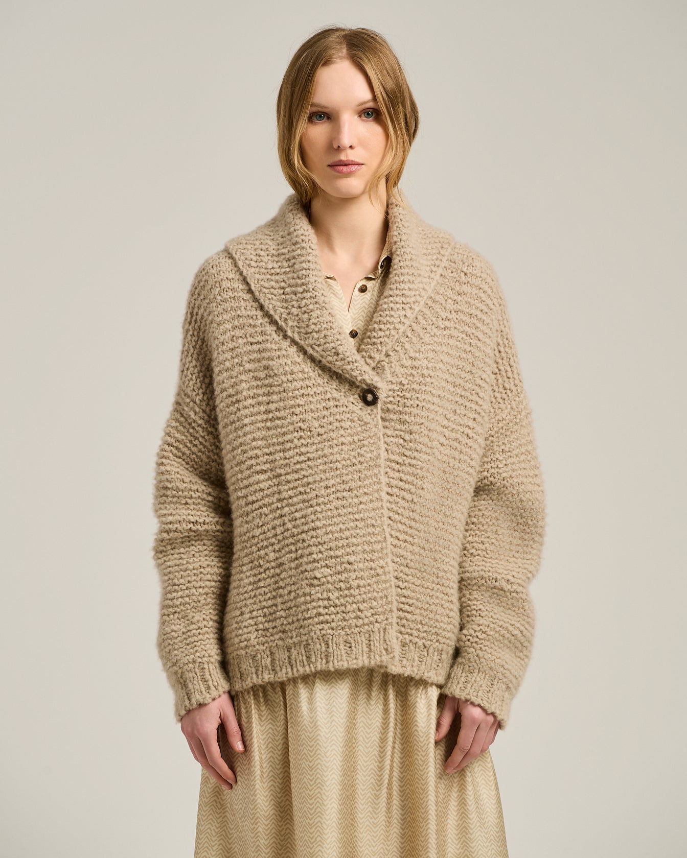 BEIGE CASHMERE CARDIGAN WITH SHAWL COLLAR
