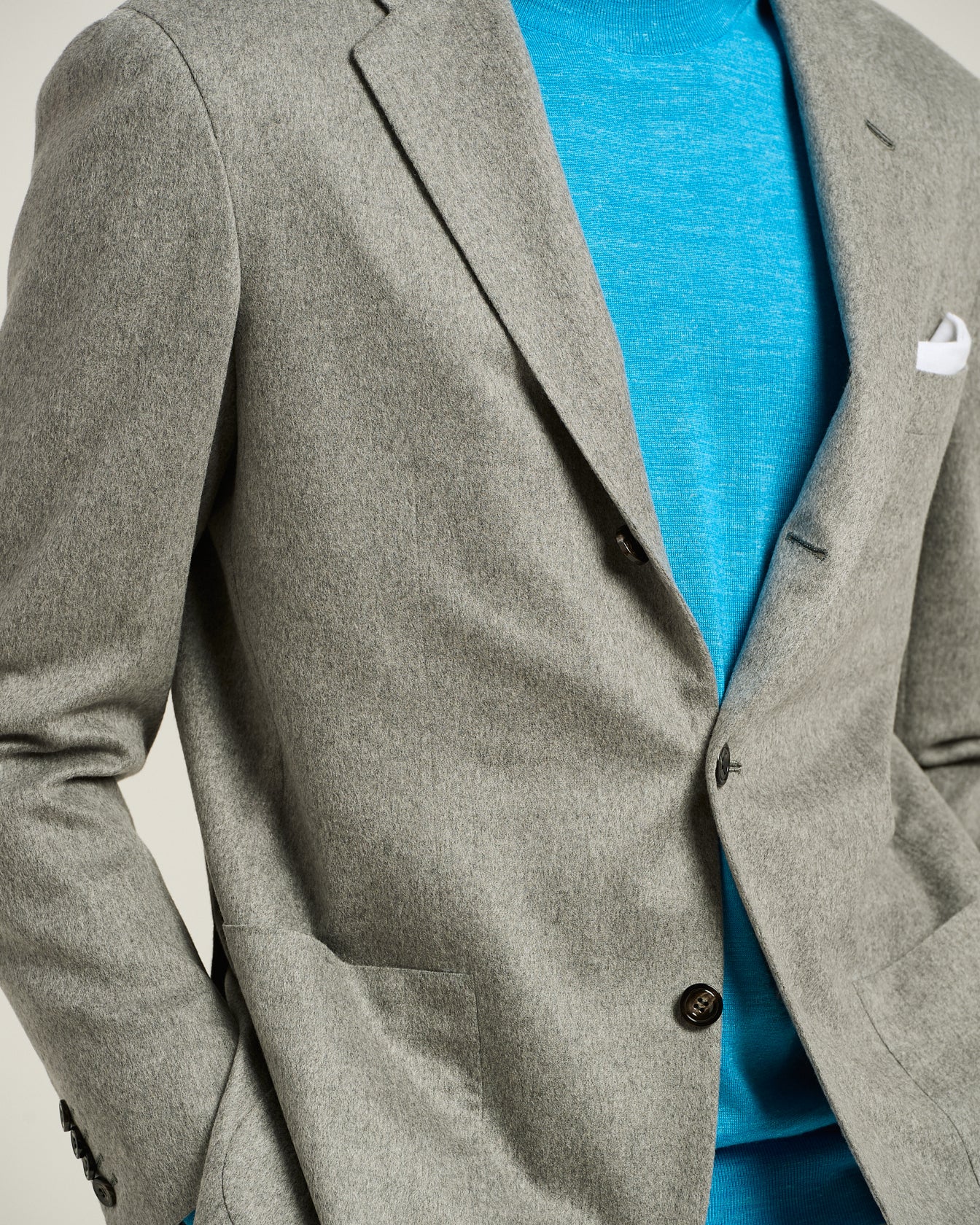 LIGHT GREY CASHMERE AND VICUÑA BLAZER WITH NOTCH LAPEL