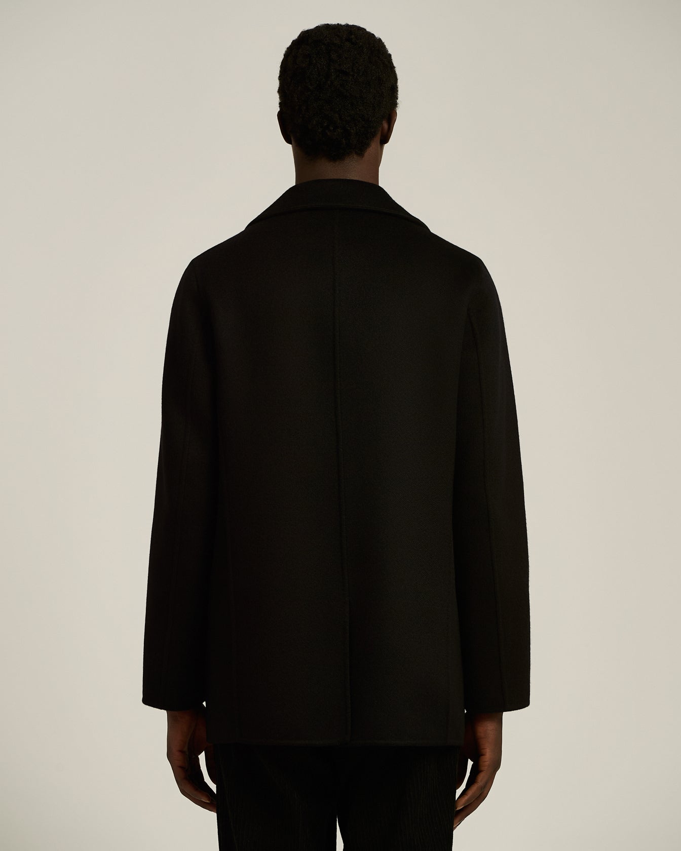 DOUBLE-BREASTED OVERCOAT IN PURE BLACK CASHMERE